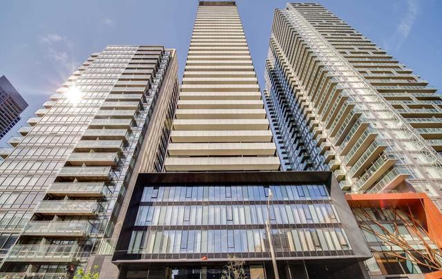 2908 - 28 Wellesley St E, Condo with 1 bedrooms, 1 bathrooms and 0 parking in Toronto ON | Image 1