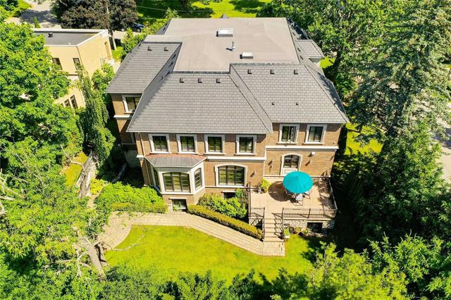 31 Vernham Crt, House detached with 5 bedrooms, 8 bathrooms and 7 parking in Toronto ON | Image 31