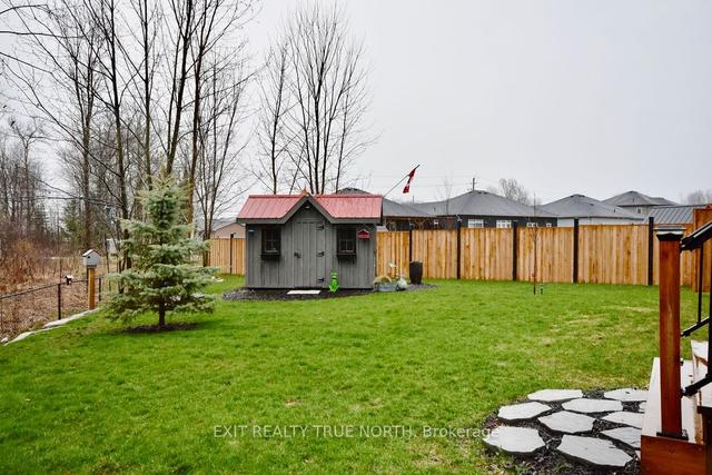 15 Cardinal Crt, House detached with 2 bedrooms, 2 bathrooms and 6 parking in Tay ON | Image 20