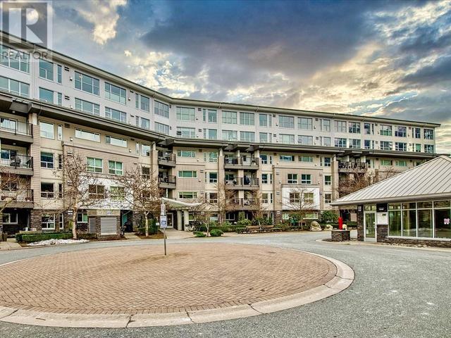 304 - 1212 Main Street, Condo with 2 bedrooms, 2 bathrooms and 1 parking in Squamish BC | Image 1