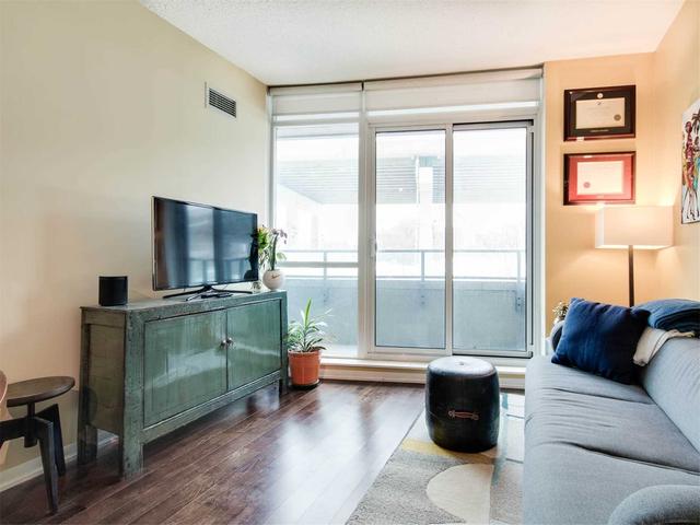 365 - 209 Fort York Blvd, Condo with 1 bedrooms, 1 bathrooms and 0 parking in Toronto ON | Image 3