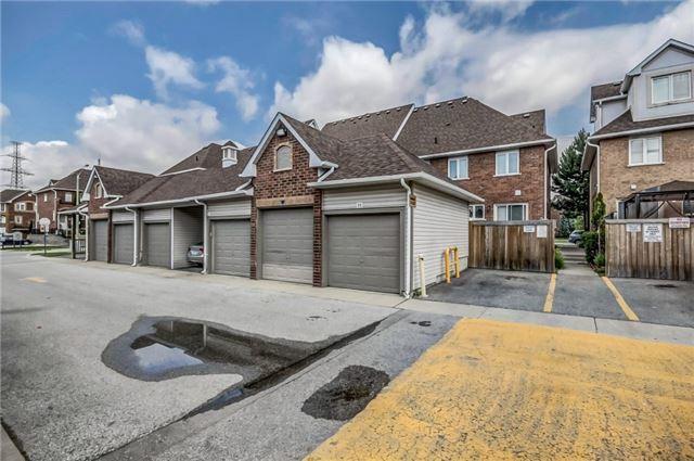 7 Hedge End Rd, Townhouse with 3 bedrooms, 2 bathrooms and 2 parking in Toronto ON | Image 19