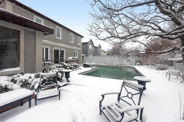 1324 Talcy Crescent, House detached with 4 bedrooms, 4 bathrooms and 6 parking in Ottawa ON | Image 29