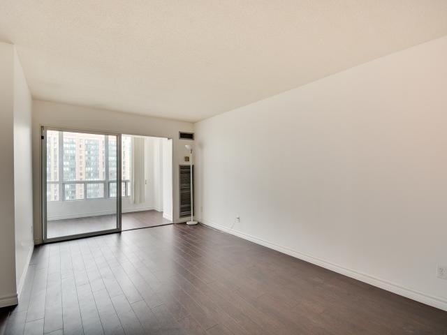 1809 - 115 Hillcrest Ave, Condo with 1 bedrooms, 1 bathrooms and 1 parking in Mississauga ON | Image 10
