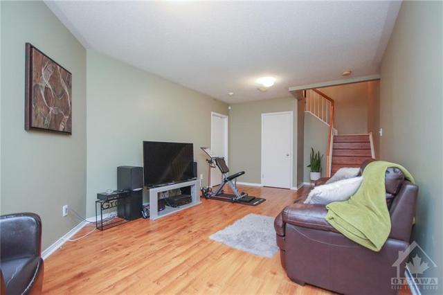 6354 Sablewood Place, Townhouse with 3 bedrooms, 3 bathrooms and 3 parking in Ottawa ON | Image 25