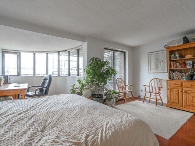 Th13 - 80 Adelaide St E, Condo with 1 bedrooms, 2 bathrooms and 1 parking in Toronto ON | Image 16