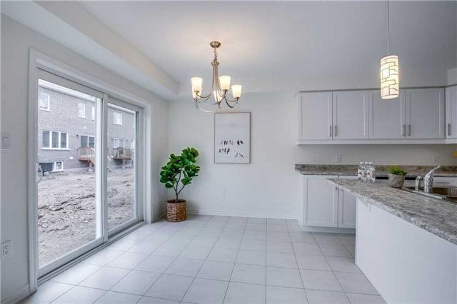 1000 Asleton Blvd, Townhouse with 3 bedrooms, 3 bathrooms and 1 parking in Milton ON | Image 9