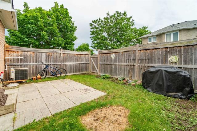 2 Brisbane Crt, Townhouse with 2 bedrooms, 2 bathrooms and 2 parking in Brampton ON | Image 31