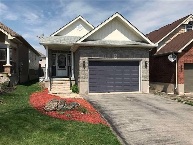 17 Appleton Dr, House detached with 3 bedrooms, 3 bathrooms and 4 parking in Orangeville ON | Image 1