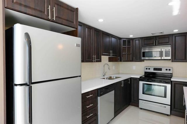 606 - 350 Webb Dr, Condo with 2 bedrooms, 2 bathrooms and 2 parking in Mississauga ON | Image 26