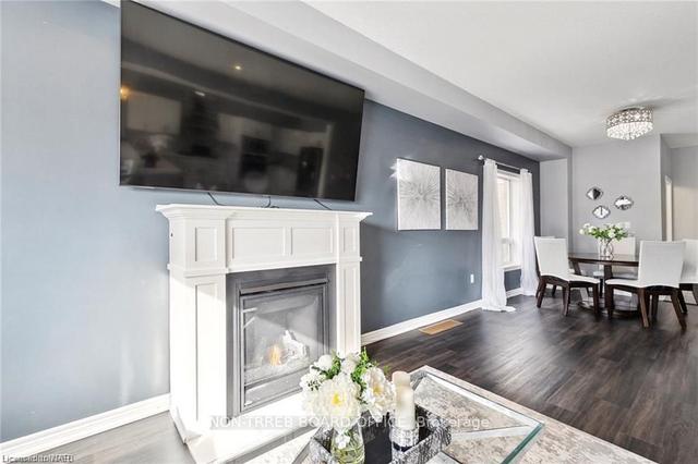 4446 Saw Mill Dr, House detached with 4 bedrooms, 4 bathrooms and 3 parking in Niagara Falls ON | Image 4