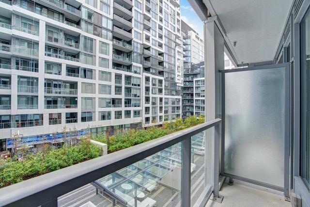 419e - 576 Front St W, Condo with 0 bedrooms, 1 bathrooms and 0 parking in Toronto ON | Image 9