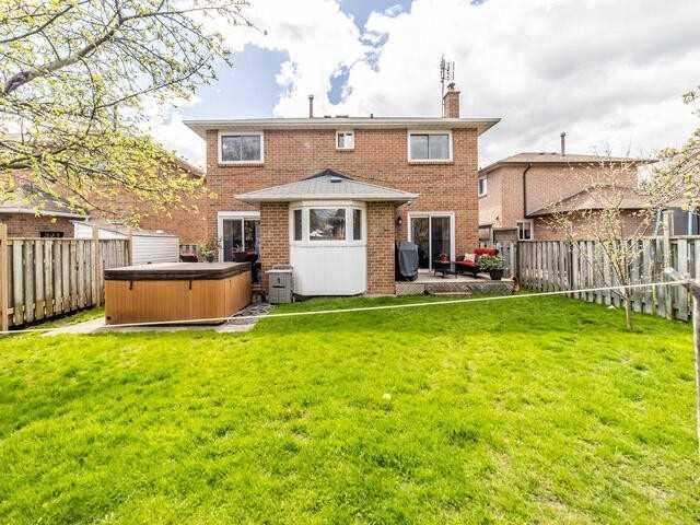 30 Windebanks Dr, House detached with 4 bedrooms, 3 bathrooms and 5 parking in Ajax ON | Image 15