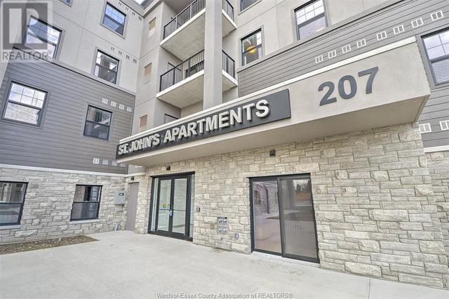 401 - 207 Brock, Condo with 2 bedrooms, 2 bathrooms and null parking in Amherstburg ON | Image 2