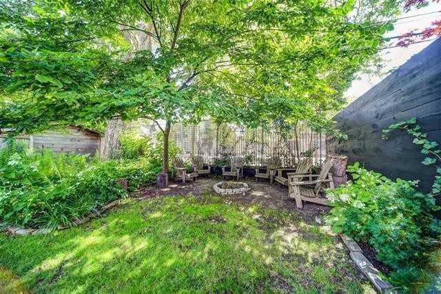 86 Kenilworth Ave S, House semidetached with 3 bedrooms, 1 bathrooms and 1 parking in Toronto ON | Image 13