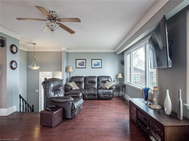 9887 Niagara Parkway, House detached with 4 bedrooms, 3 bathrooms and 8 parking in Niagara Falls ON | Image 12