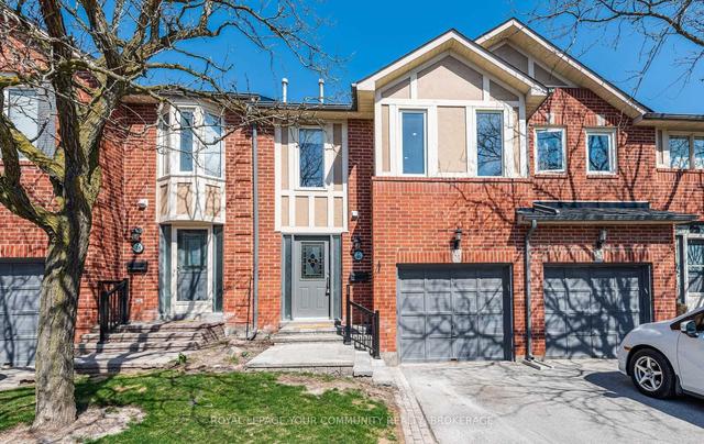 46 Beaumont Pl, Townhouse with 3 bedrooms, 3 bathrooms and 2 parking in Vaughan ON | Image 1
