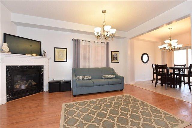 71 Pomell Tr, House semidetached with 3 bedrooms, 4 bathrooms and 2 parking in Brampton ON | Image 5
