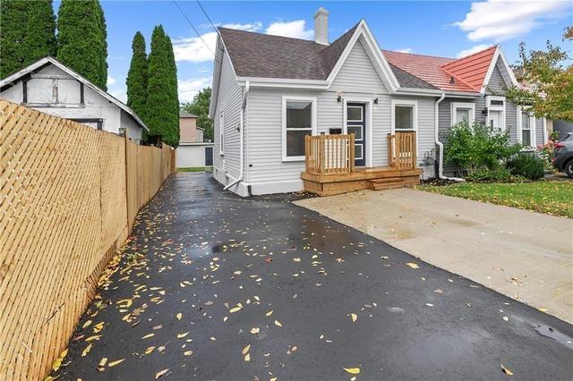 347 John Street, House semidetached with 4 bedrooms, 1 bathrooms and 2 parking in Hamilton ON | Image 24