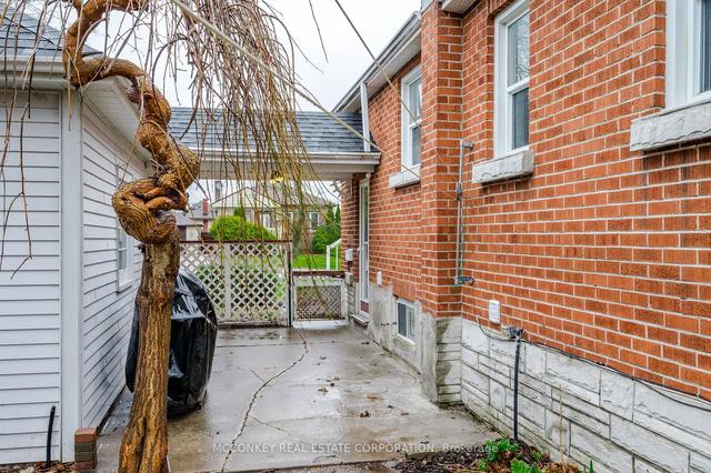 1115 Hilltop St, House detached with 2 bedrooms, 2 bathrooms and 3 parking in Peterborough ON | Image 15