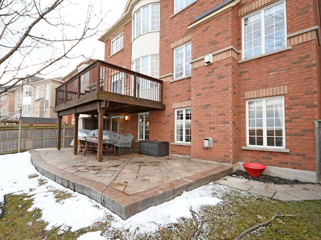 37 Stoneylake Ave, House detached with 5 bedrooms, 5 bathrooms and 6 parking in Brampton ON | Image 32