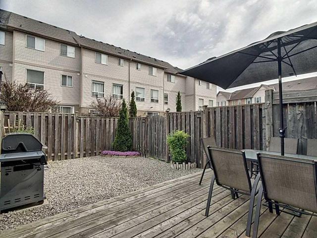 50 Spraggins Lane, Townhouse with 3 bedrooms, 2 bathrooms and 1 parking in Ajax ON | Image 18
