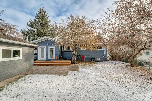 72 Columbia Place Nw, House detached with 4 bedrooms, 2 bathrooms and 5 parking in Calgary AB | Image 36