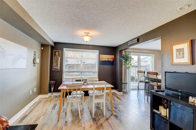 226 Nathan Cres, House detached with 3 bedrooms, 2 bathrooms and 4 parking in Barrie ON | Image 5