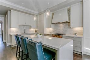 186 Dorval Dr, House attached with 3 bedrooms, 4 bathrooms and null parking in Oakville ON | Image 16