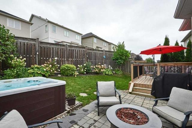 1324 Langley Circ, House detached with 2 bedrooms, 3 bathrooms and 6 parking in Oshawa ON | Image 13
