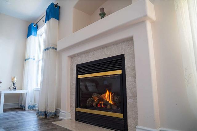 67 Trailview Terr, House attached with 3 bedrooms, 3 bathrooms and 4 parking in Toronto ON | Image 13