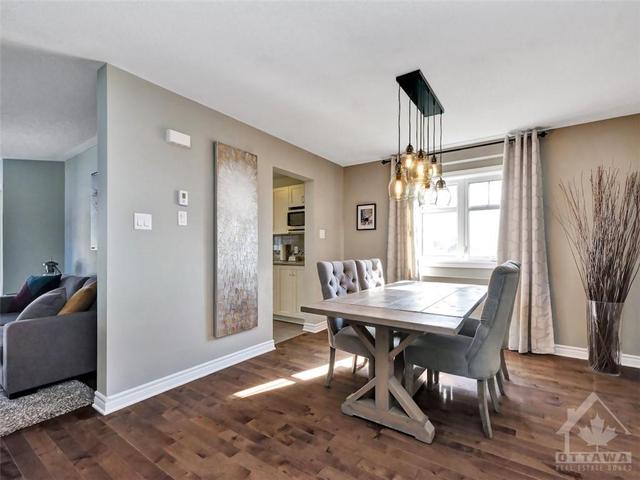 100 Calvington Avenue, Townhouse with 4 bedrooms, 3 bathrooms and 2 parking in Ottawa ON | Image 8