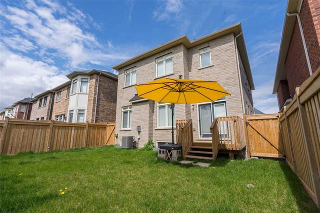 102 Elysian Fields Circ, House detached with 4 bedrooms, 4 bathrooms and 4 parking in Brampton ON | Image 27