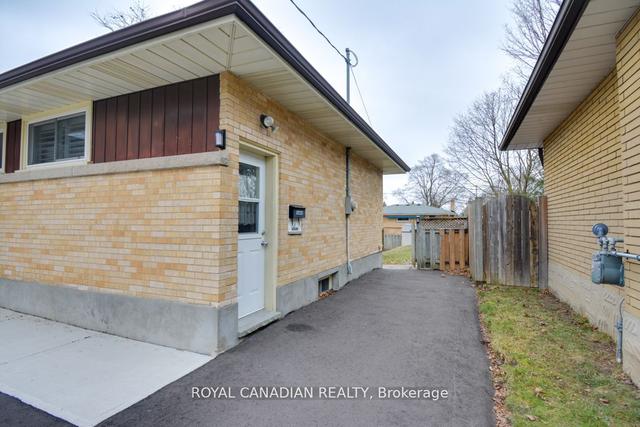 68 Maywood Rd, House detached with 3 bedrooms, 2 bathrooms and 6 parking in Kitchener ON | Image 36
