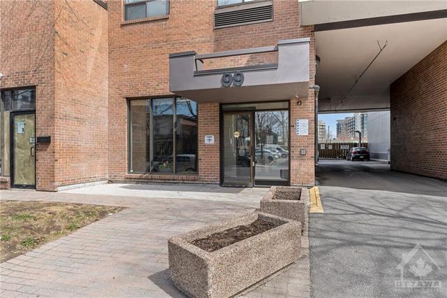 606 - 99 Holland Avenue, Condo with 2 bedrooms, 2 bathrooms and 1 parking in Ottawa ON | Image 2
