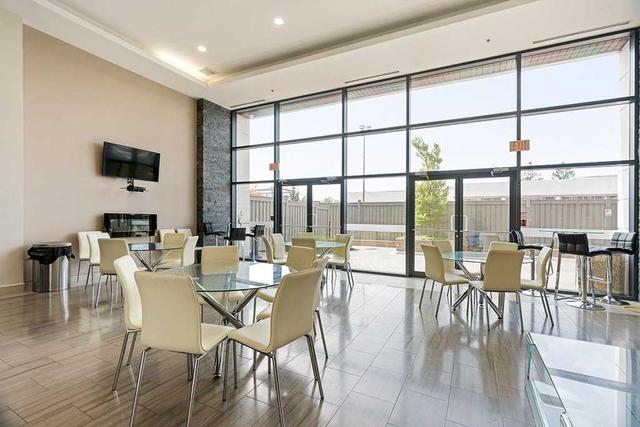 1012 - 24 Woodstream Blvd, Condo with 1 bedrooms, 1 bathrooms and 2 parking in Vaughan ON | Image 15