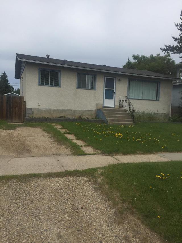5532 47a Street, House detached with 4 bedrooms, 2 bathrooms and 1 parking in Whitecourt AB | Image 16