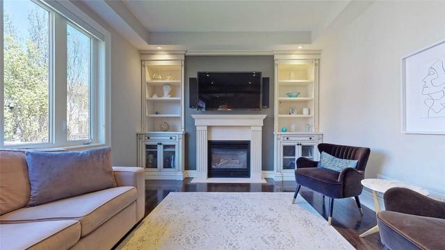 32 Wardlaw Pl, House detached with 4 bedrooms, 3 bathrooms and 4 parking in Vaughan ON | Image 32
