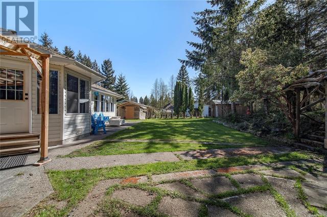 2413 Catherwood Rd, House detached with 3 bedrooms, 2 bathrooms and 4 parking in Comox Valley C (Puntledge   Black Creek) BC | Image 30