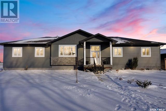 501 Riche Street, House detached with 3 bedrooms, 2 bathrooms and null parking in Bethune SK | Image 1
