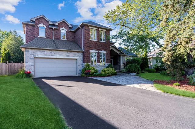 1337 Thornhill Dr, House detached with 4 bedrooms, 5 bathrooms and 8 parking in Oakville ON | Image 1