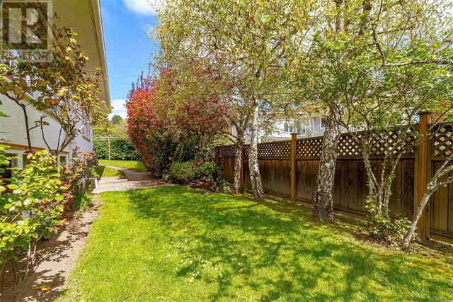 4345 Harder Rd S, House detached with 2 bedrooms, 2 bathrooms and 4 parking in Saanich BC | Image 29