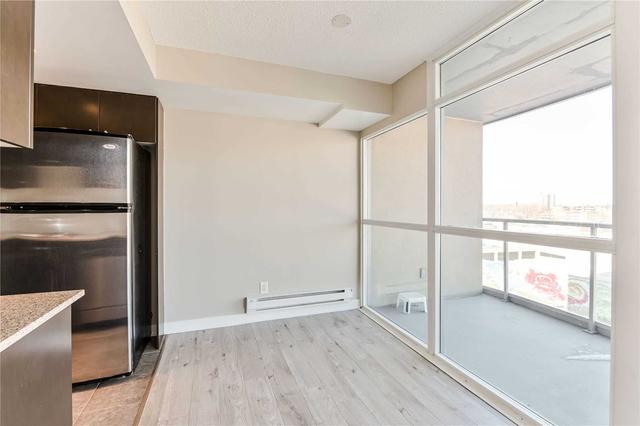 604 - 9 George St N, Condo with 1 bedrooms, 1 bathrooms and 1 parking in Brampton ON | Image 2