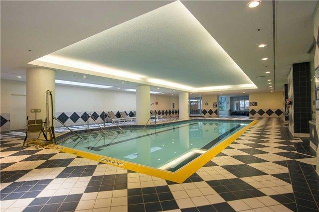 1003 - 38 Elm St, Condo with 2 bedrooms, 2 bathrooms and 1 parking in Toronto ON | Image 12