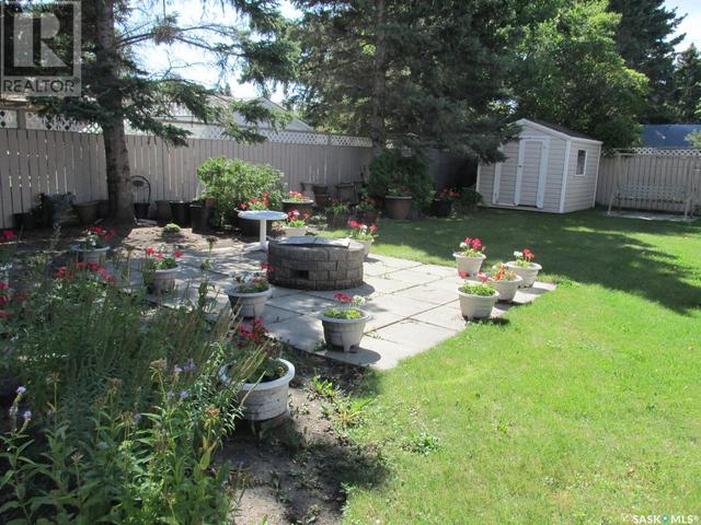 412 9th Avenue E, House detached with 3 bedrooms, 4 bathrooms and null parking in Nipawin SK | Image 36