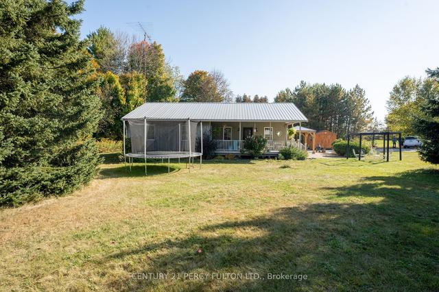 5659 Gilmore Rd, Home with 3 bedrooms, 3 bathrooms and 20 parking in Clarington ON | Image 16