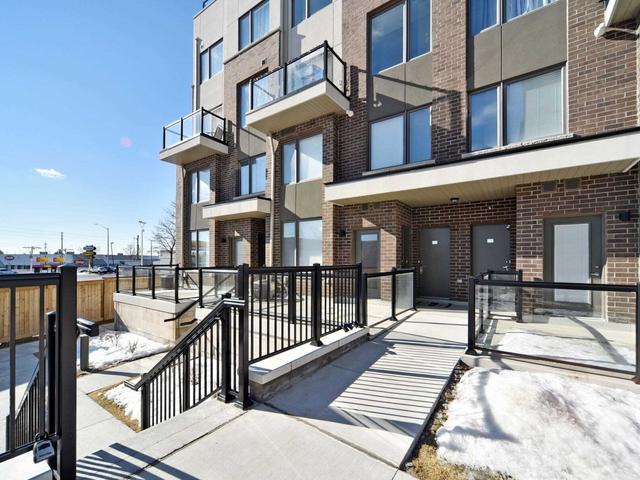 408 - 1460 Whites Rd, Townhouse with 2 bedrooms, 3 bathrooms and 1 parking in Pickering ON | Image 12