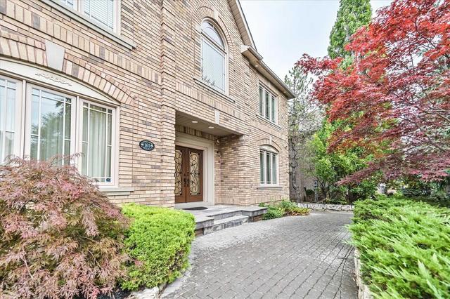 165 Longview Cres, House detached with 4 bedrooms, 4 bathrooms and 4 parking in Vaughan ON | Image 2