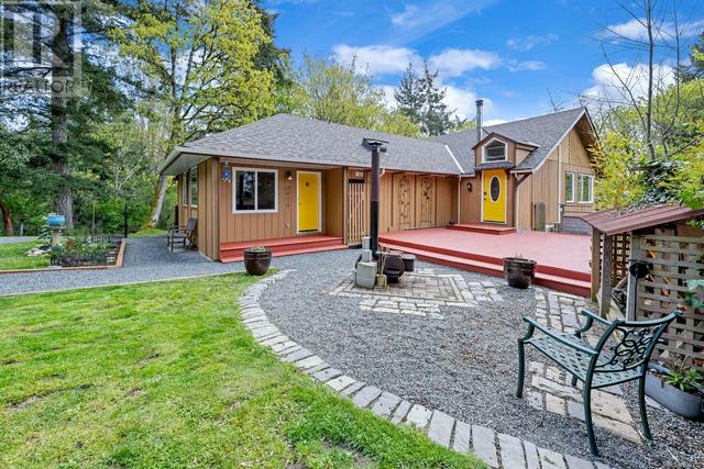 3013 Manzer Rd, House detached with 3 bedrooms, 2 bathrooms and 5 parking in Sooke BC | Image 68