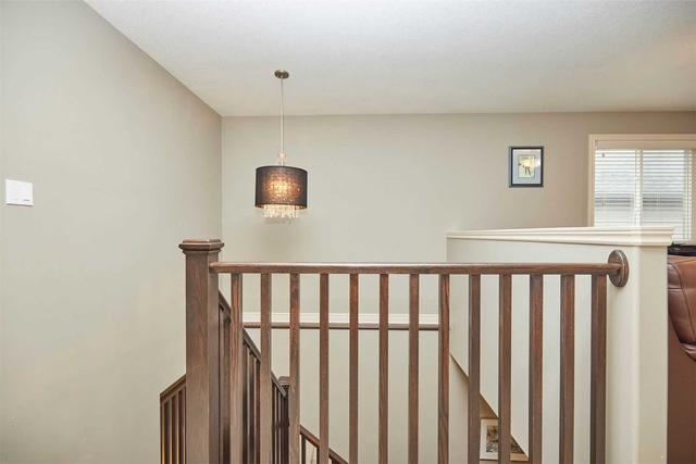 6674 Mary Dr, House detached with 3 bedrooms, 3 bathrooms and 5 parking in Niagara Falls ON | Image 10